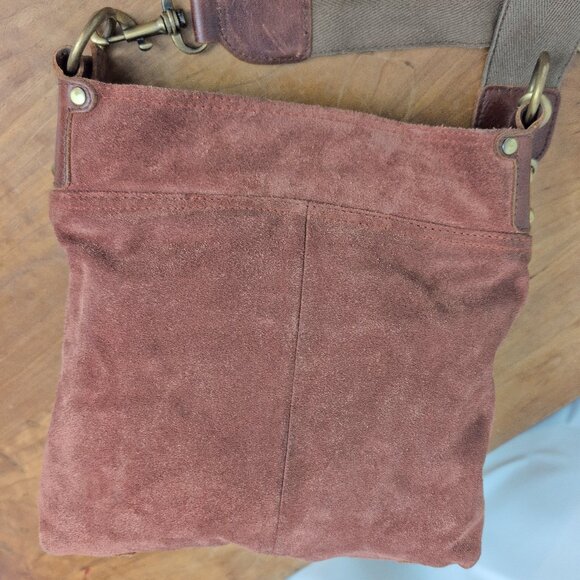 Mo & Co Suede leather Crossbody Bag - Picture 5 of 8